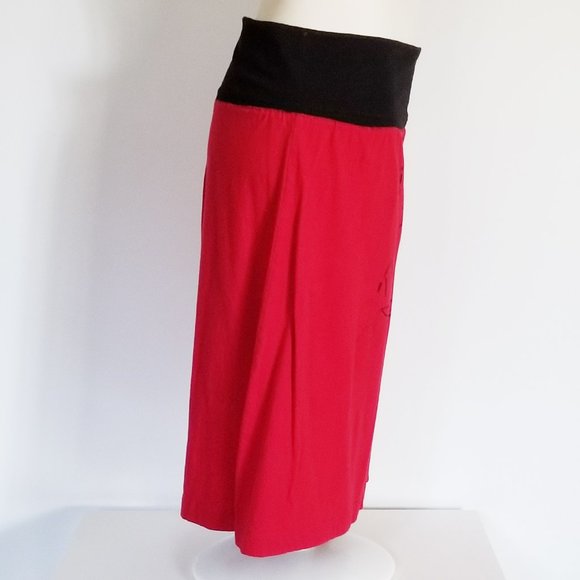 Refashioned Sketch Skirt with Yoga Waistband (M/L) - Picture 3 of 6